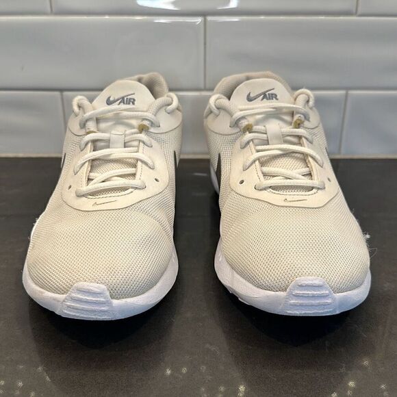 NIKE Women's Air Max Oketo Track & Field Shoes - Picture 15 of 15